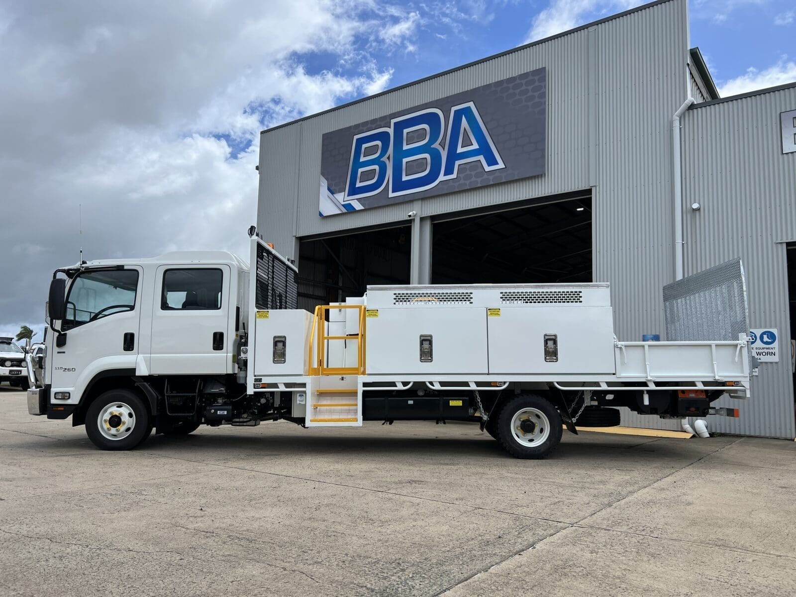 Services - 3.3 Custom Truck Bodies